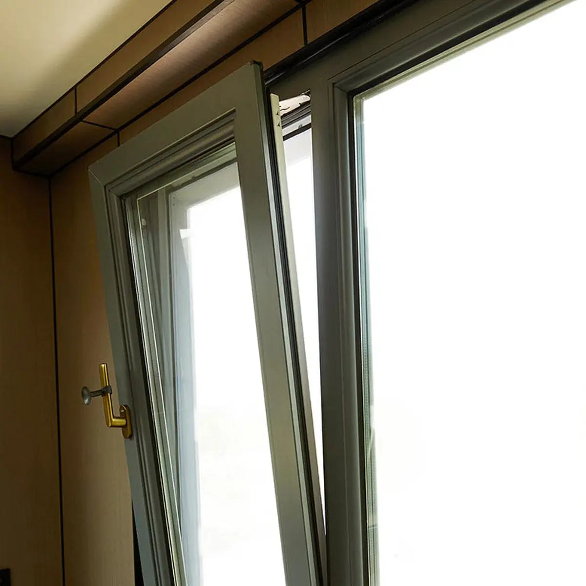 10’ Custom Built Steel Container Office, 57 Sq-Ft Working Area, 3 Ergonomic Office Chairs, TMG-SCO10