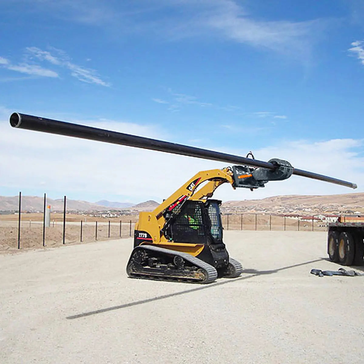 2500-lb Skid Steer Pole Setter, 45' Pole Capacity, 0°-100° Claw Rotation, Jaw Claw Opening 4" to 20", TMG-SPS46